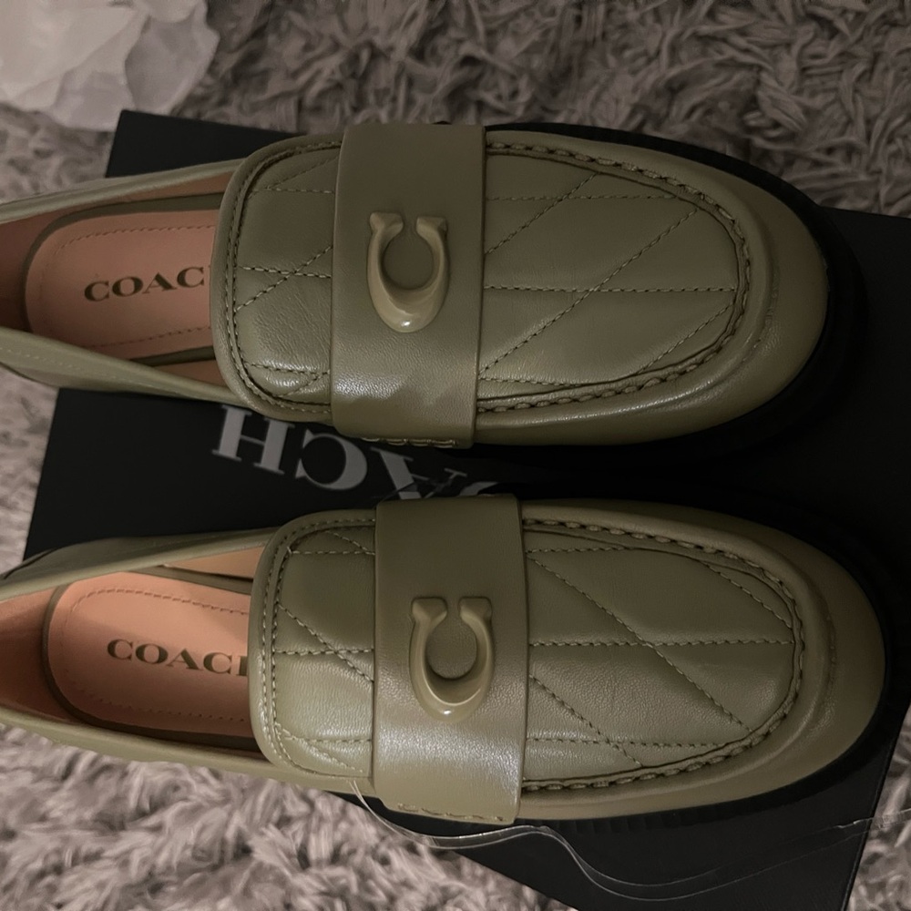 Coach Leah loafer color: moss size: 6.5